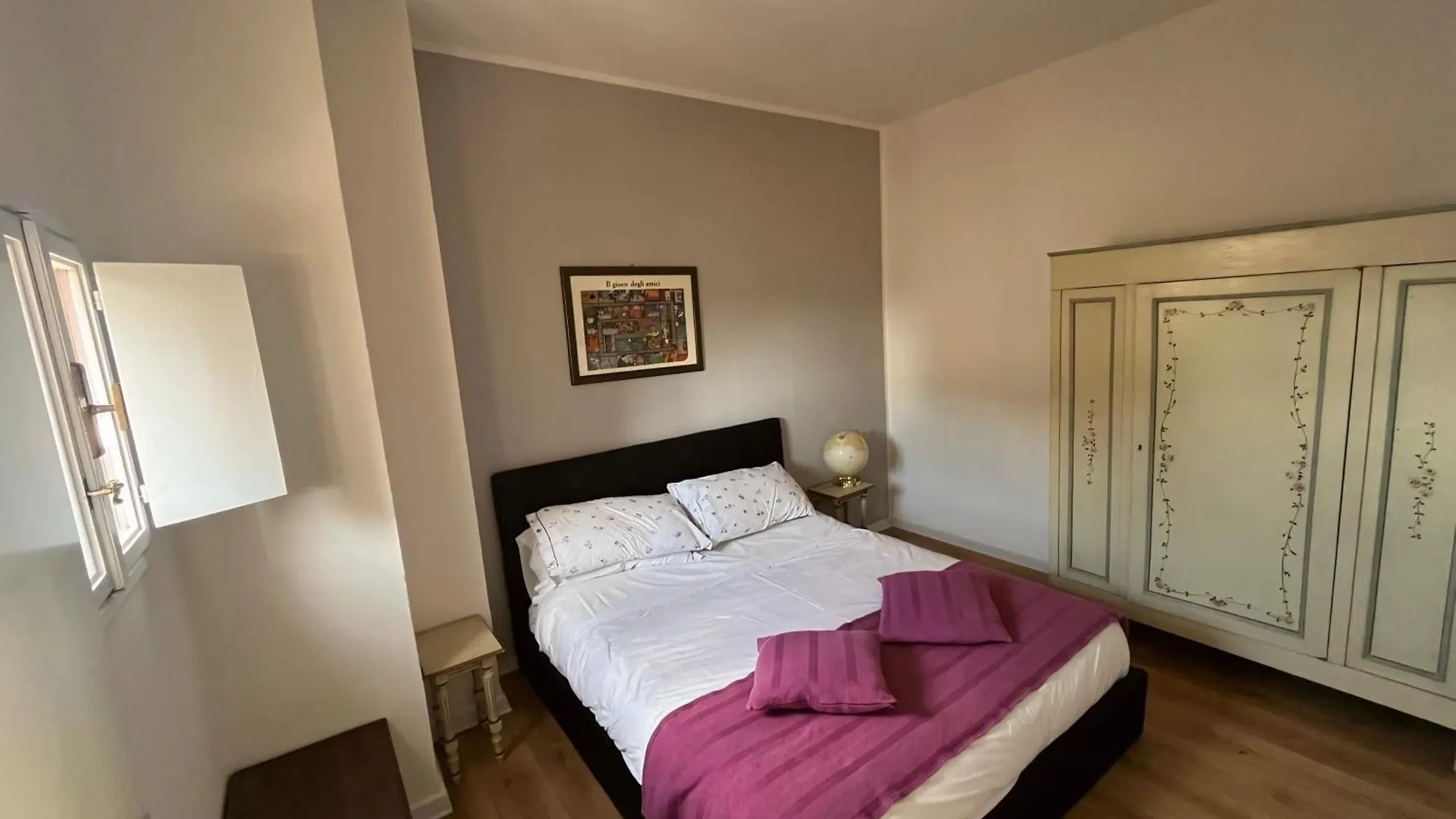 Historic Florence Apartment With Duomo View Itálie